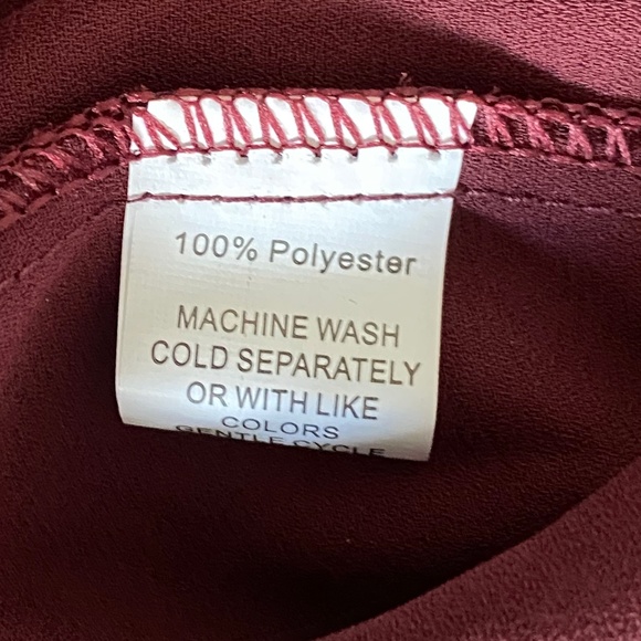 Jon & Anna Wine Coloured Tank, Size Large - Picture 6 of 7